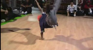 5 year old breakdancer